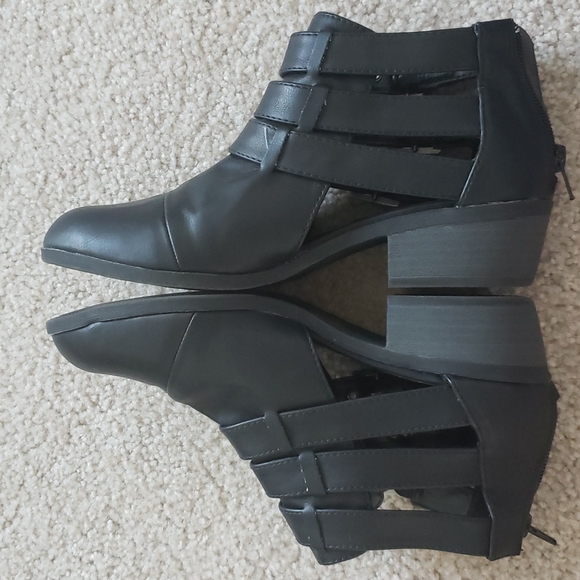 Vegan Leather Boots - Picture 6 of 9